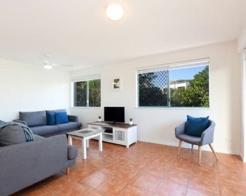 1-kings-beach-caloundra-accommodation-unit2-1