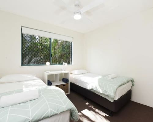 1-kings-beach-caloundra-accommodation-unit2-4
