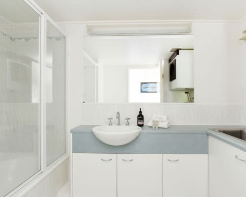 1-kings-beach-caloundra-accommodation-unit2-6