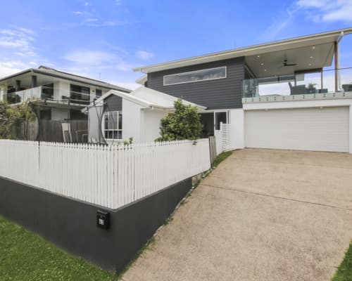 42 Coonowrin St-11