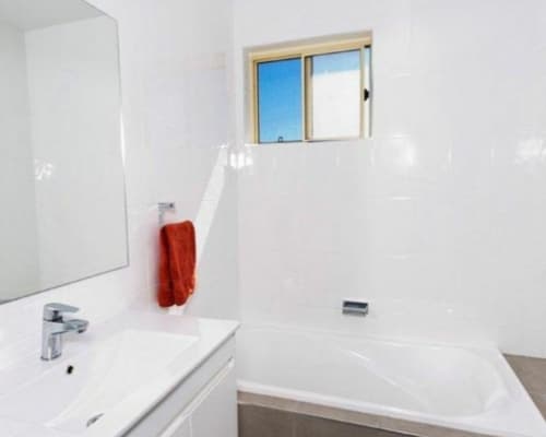 Alinga 6 - Bathroom