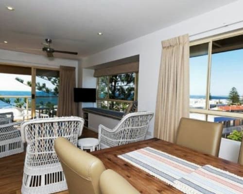 Alinga 6 - Family Room 4