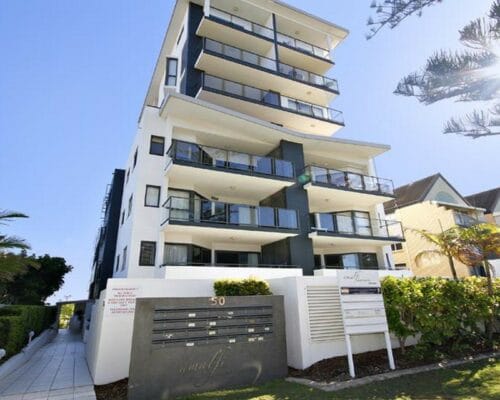 Amalfi-unit-11-Holiday-Caloundra (11)