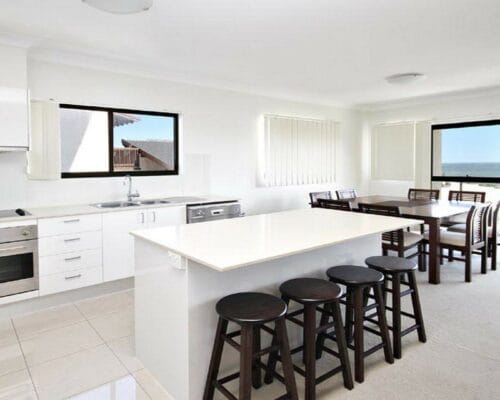 Amalfi-unit-11-Holiday-Caloundra (14)