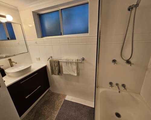 Estoril Bathroom