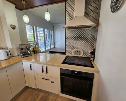 Estoril Kitchen 3