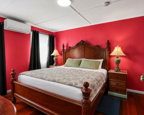 Kitchener Bedroom 1