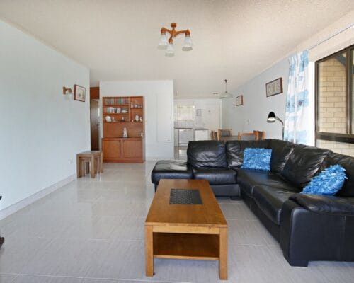 Lowanna-unit-10-Holiday-Caloundra (9)