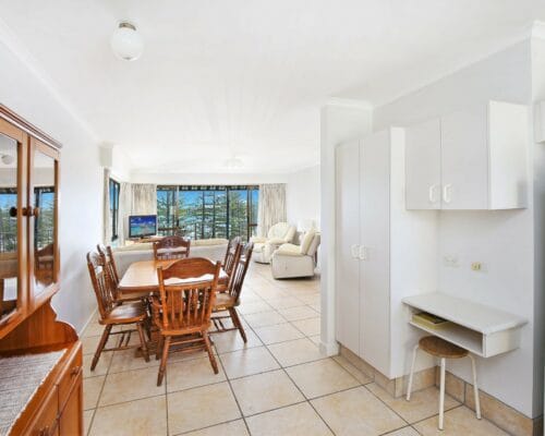 Lowanna-unit-14-Holiday-Caloundra (7)