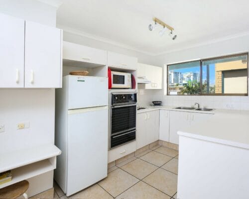 Lowanna-unit-14-Holiday-Caloundra (8)