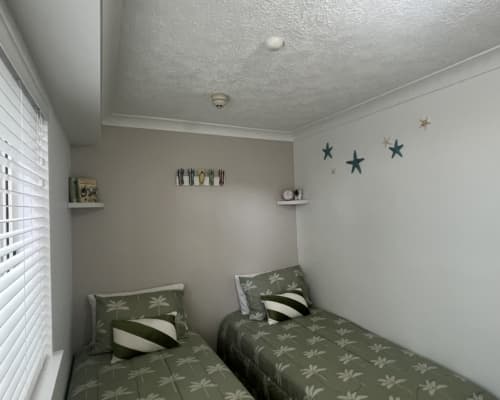 Photos Apr 26 Bed 3