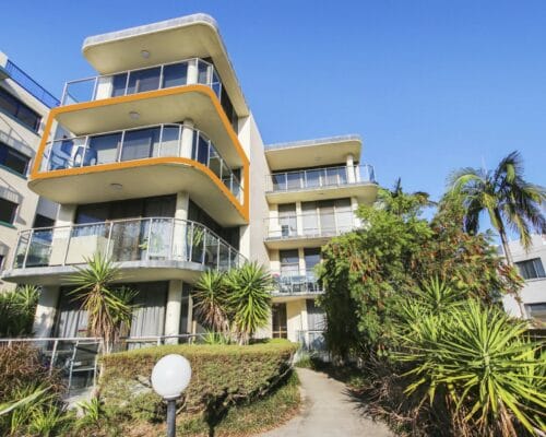 blue-horizon-unit-5-Holiday-Caloundra (5)