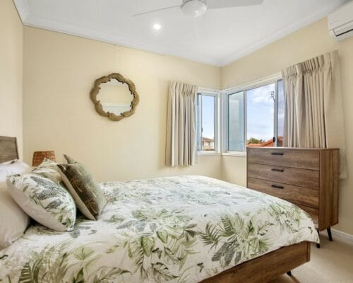 booker-unit-22-Holiday-Caloundra (11)