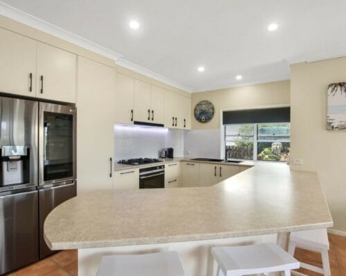 booker-unit-22-Holiday-Caloundra (5)