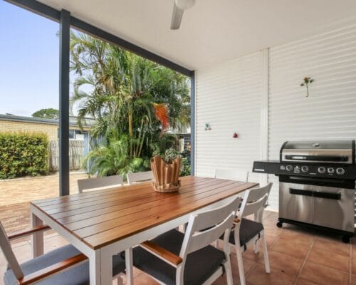 booker-unit-22-Holiday-Caloundra (6)