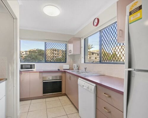 bulcock-beach-sandalwood-unit-1-Holiday-Caloundra (8)