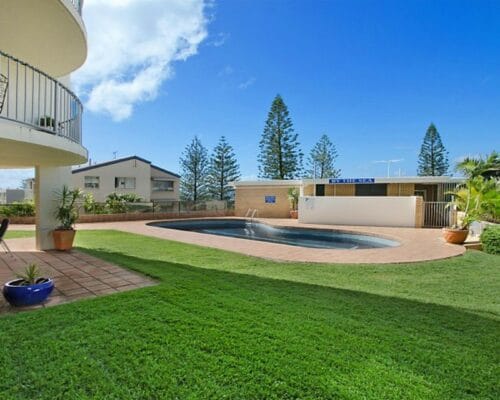 by-the-sea-unit-4-Holiday-Caloundra (1)