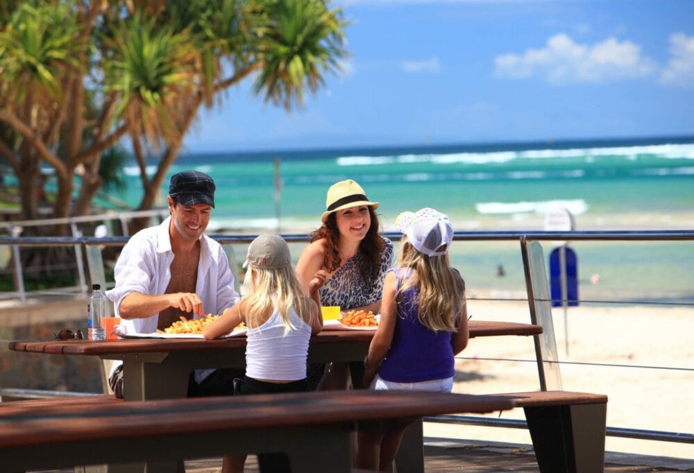 caloundra-sunshine-coast-tourism-10