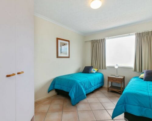 currimundi-lake-the-outlook-unit-8-Holiday-Caloundra (24)