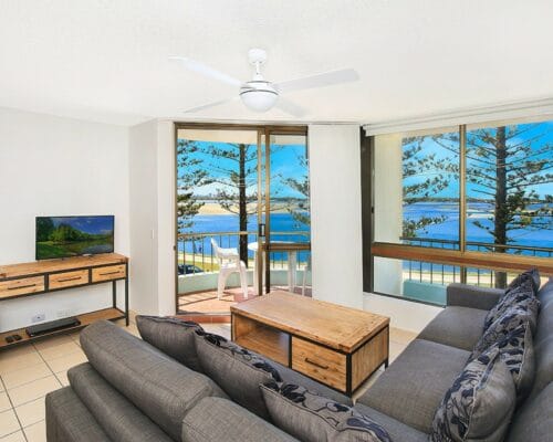 eastbourne-unit-4-Holiday-Caloundra (13)