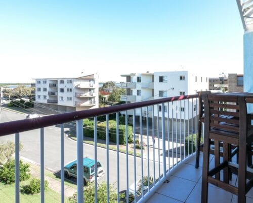 golden-beach-explorer-cove-unit-6-Holiday-Caloundra (10)