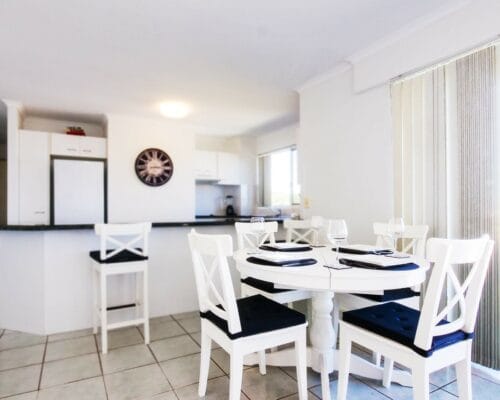 golden-beach-explorer-cove-unit-6-Holiday-Caloundra (11)