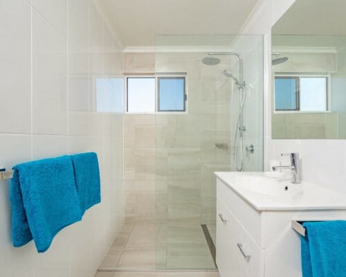 golden-beach-explorer-cove-unit-6-Holiday-Caloundra (3)