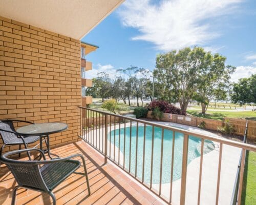 golden-beach-golden-shores-unit-3-Holiday-Caloundra (11)