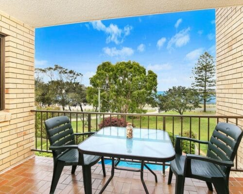 golden-beach-golden-shores-unit-7-Holiday-Caloundra (1)