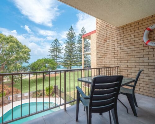 golden-beach-golden-shores-unit-7-Holiday-Caloundra (10)