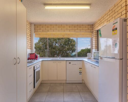 golden-beach-golden-shores-unit-7-Holiday-Caloundra (11)