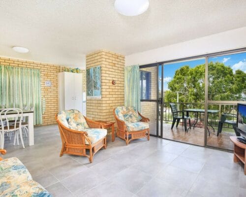 golden-beach-golden-shores-unit-7-Holiday-Caloundra (13)