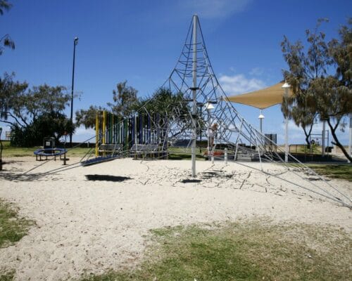 kings-beach-san-clemente-unit-1-Holiday-Caloundra (6)