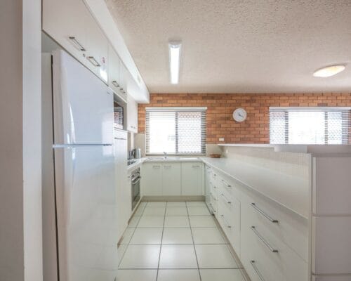 kings-beach-san-clemente-unit-3-Holiday-Caloundra (7)