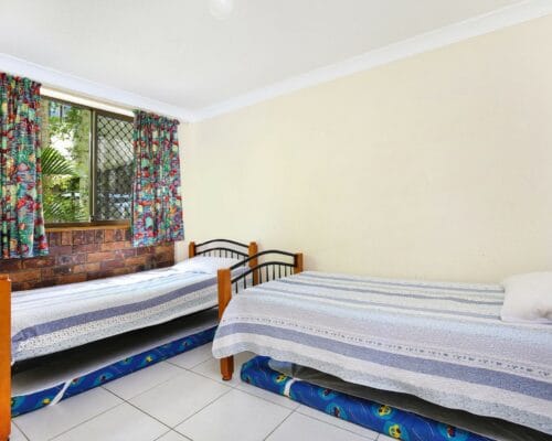 kings-beach-shanana-unit-3-Holiday-Caloundra (2)