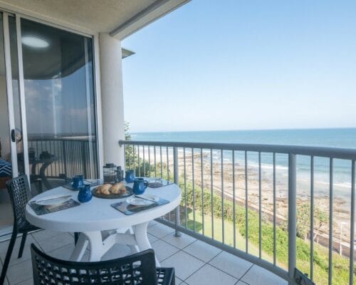 monterey-lodge-unit-16-Holiday-Caloundra (6)