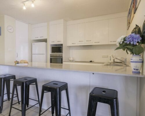 monterey-lodge-unit-16-Holiday-Caloundra (9)