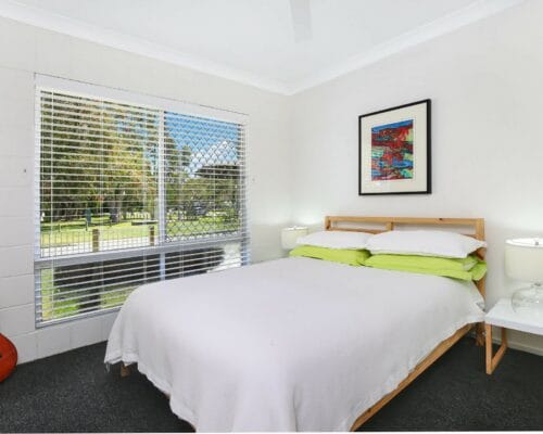 pet-friendly-booker-unit-34-Holiday-Caloundra (11)