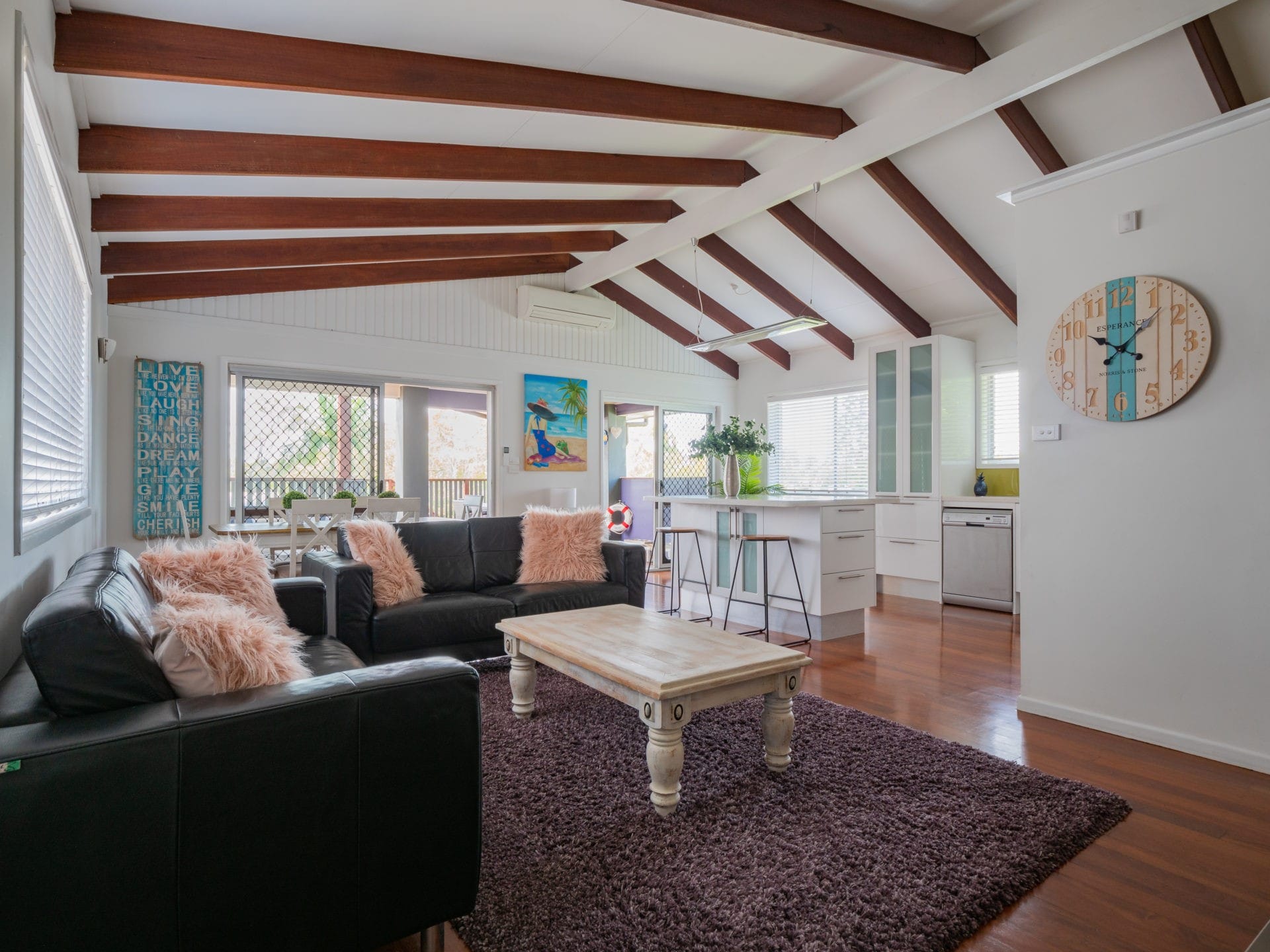 Ivy Street 7 DICKY BEACH Holiday Caloundra