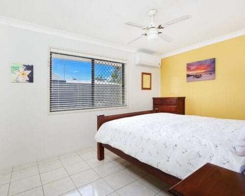 pet-friendly-michael-39-Holiday-Caloundra (7)