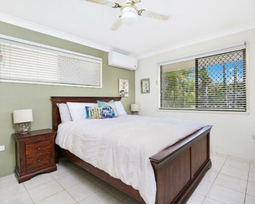 pet-friendly-michael-39-Holiday-Caloundra (8)