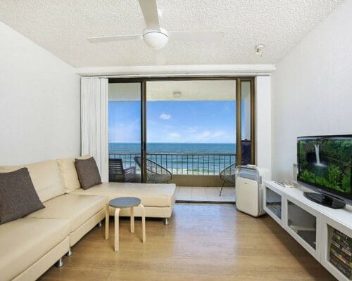 waterfront-edgecliffe-unit-7-Holiday-Caloundra (4)