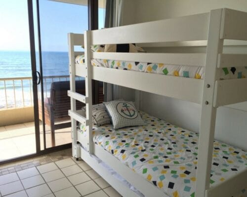 waterfront-edgecliffe-unit-7-Holiday-Caloundra (6)